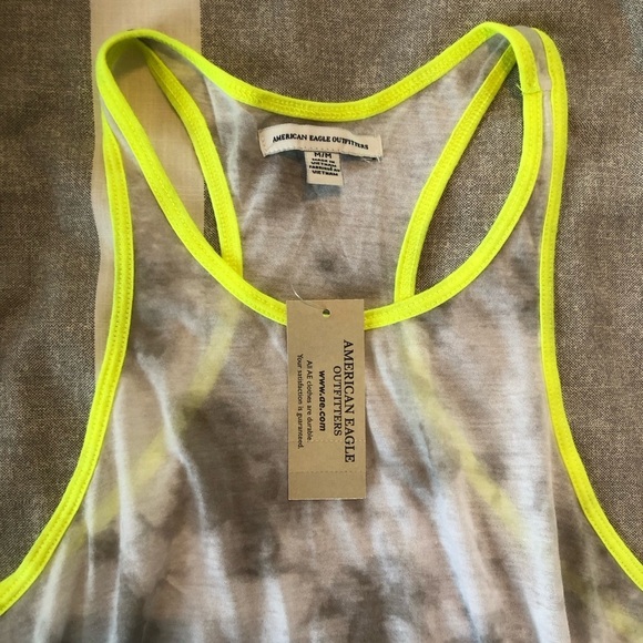 American Eagle Outfitters Top size Medium - Picture 3 of 7